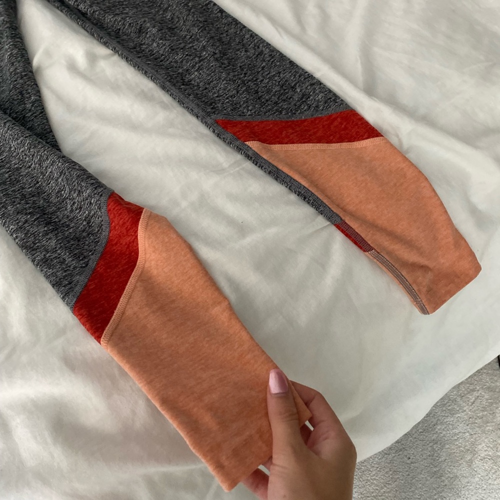Beyond Yoga leggings - Picture 4 of 10